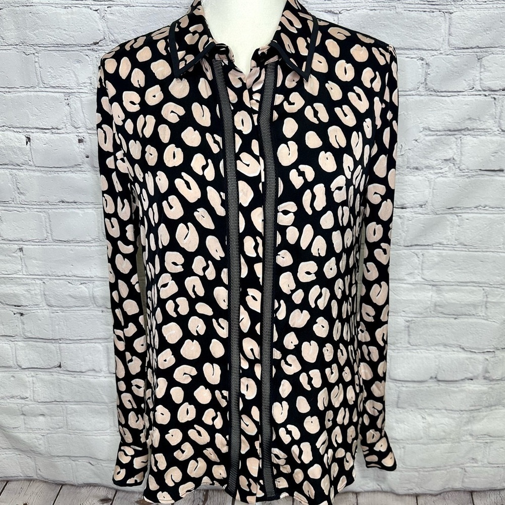 VERONICA BEARD silk blend black & pink animal print long sleeve button down top